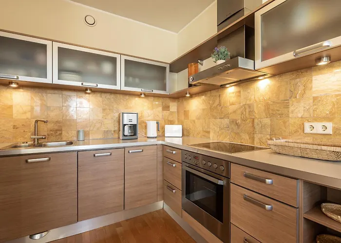 Airhome - The Admiral House