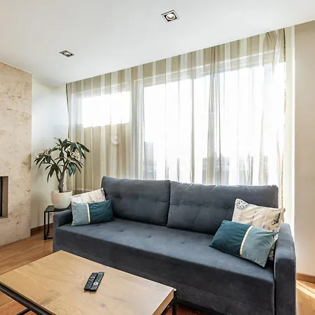 Airhome - The Admiral House Korter