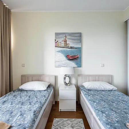 Korter Airhome - The Admiral House *